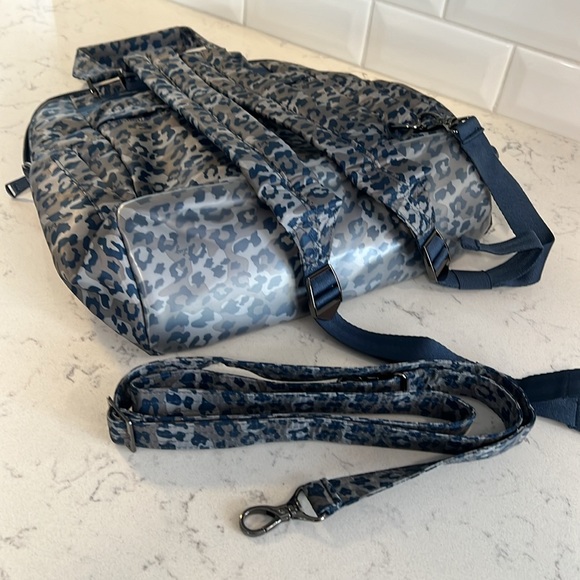 LUG Cantor - Picture 7 of 11